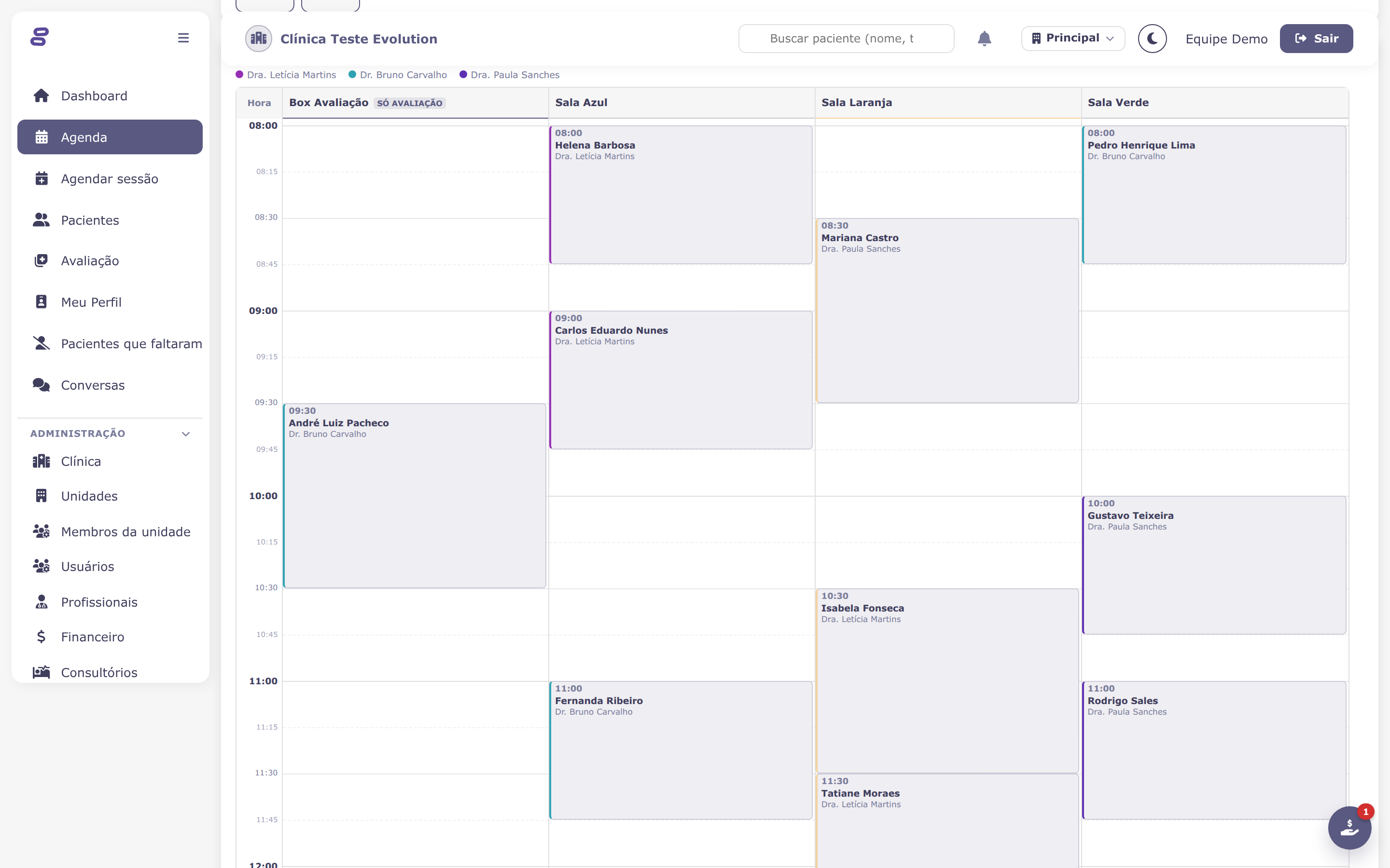 Agenda em modo timeline por sala: colunas por consultório com as sessões do dia posicionadas por horário